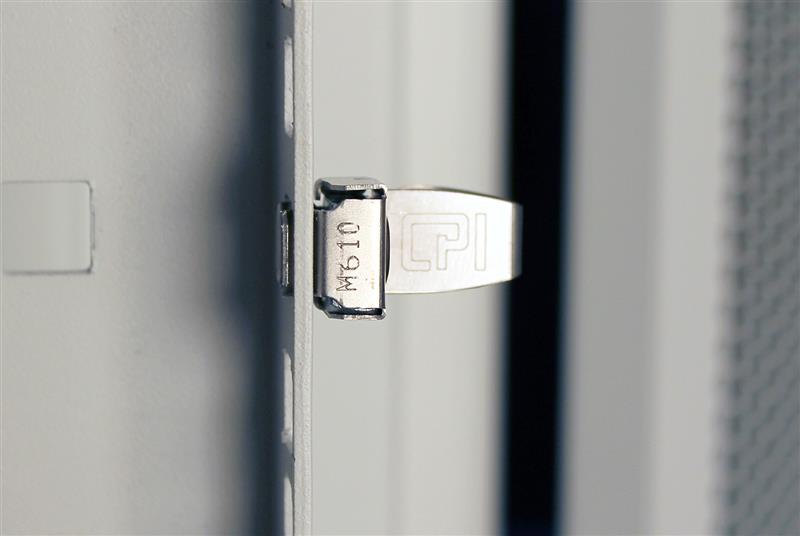 Clik-Nut Hardware Kit